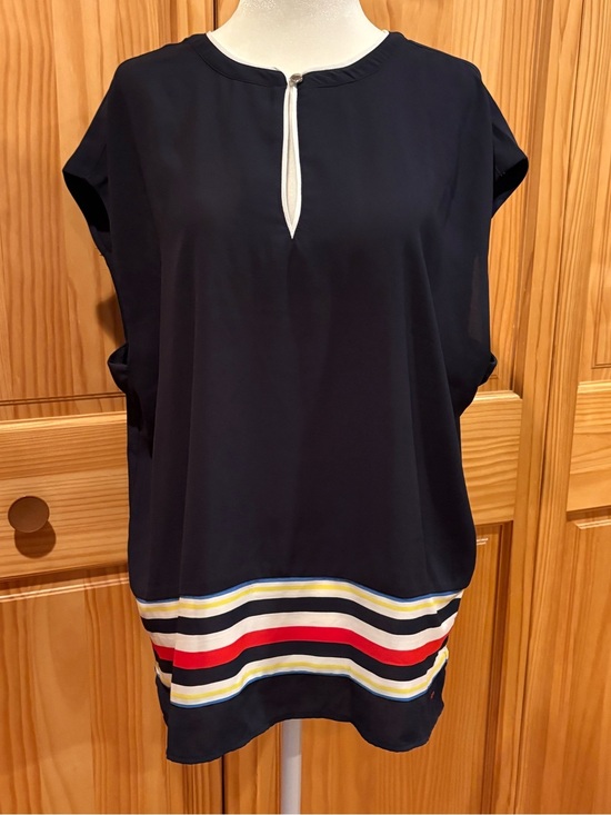 Tommy Hilfiger Tops - Tommy Hilfiger short-sleeve split-neck blouse Navy blue/red/white/yellow size XL